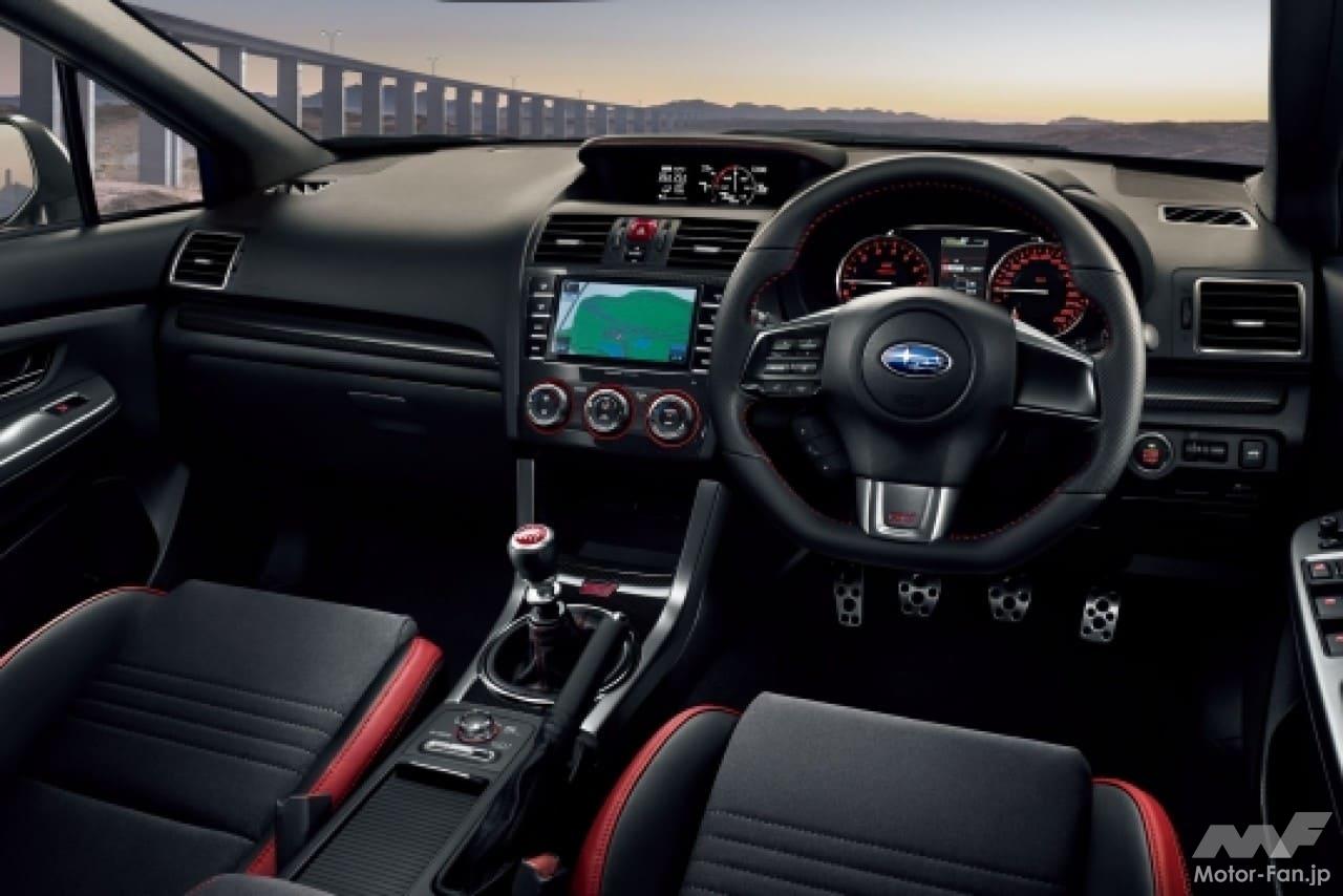 スバル4代目「WRX STI」のコクピット