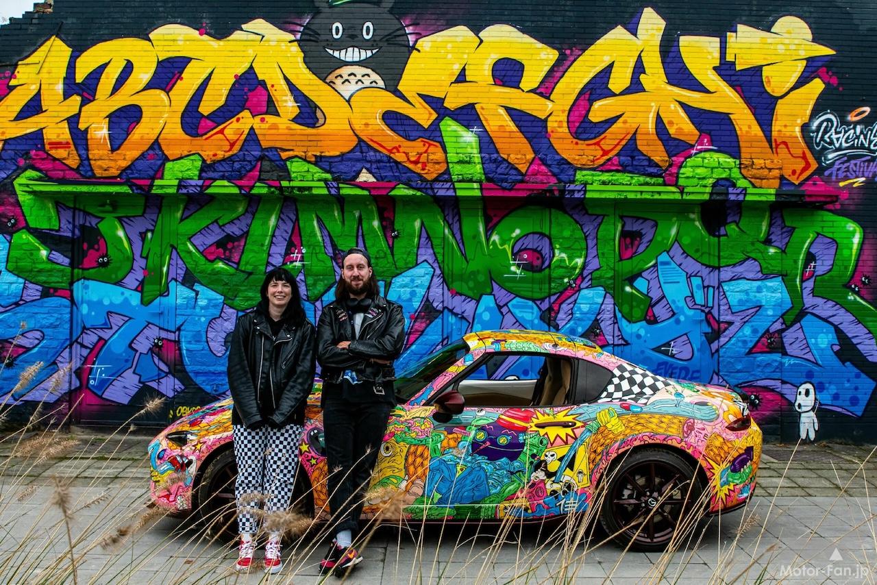 その名は「歌舞伎タウン」…塗装に100時間！ゴジラを描いた