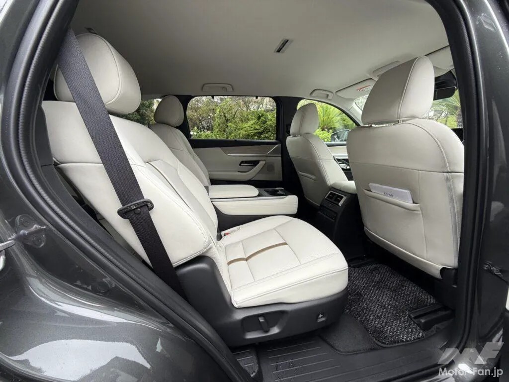 CX-80のセカンドシート