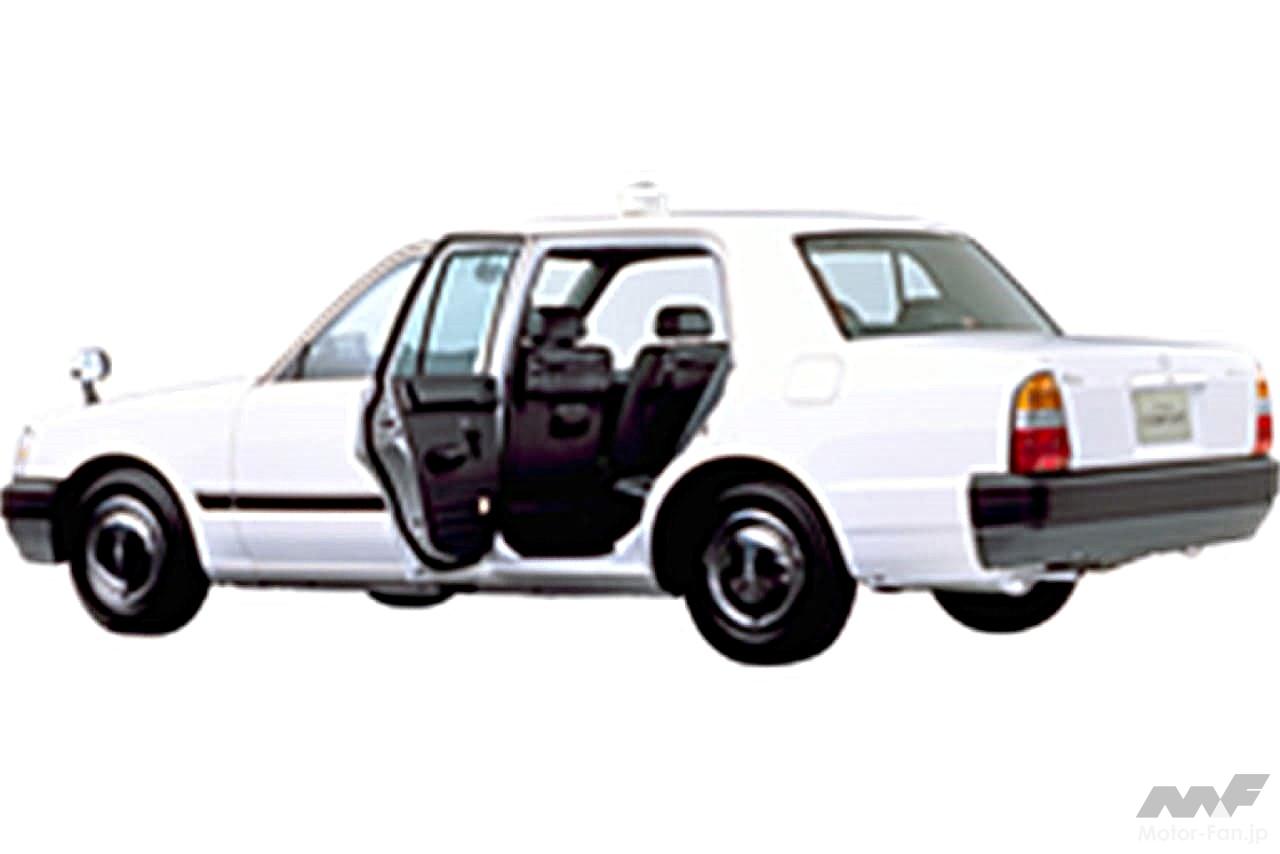 「クラウンコンフォート」のリアビュー