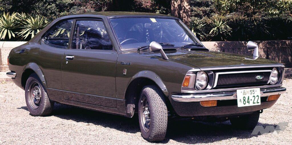 初代「カローラレビン(TE27)」