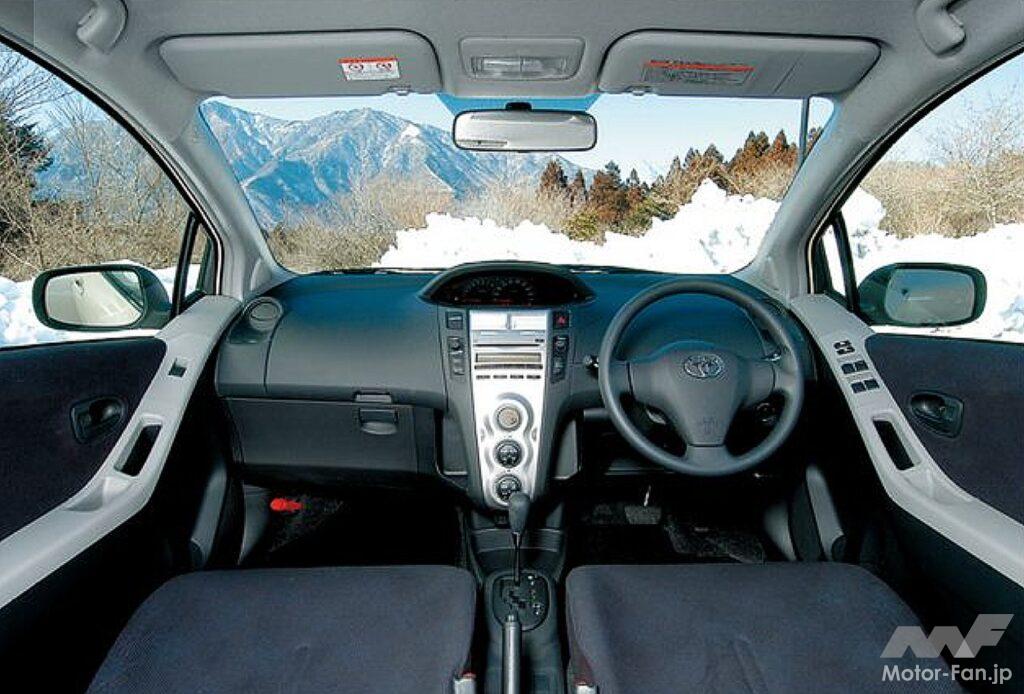 トヨタ2代目「ヴィッツ」のコクピット