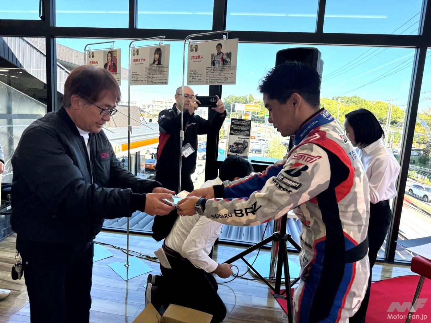 名刺配りからスタート