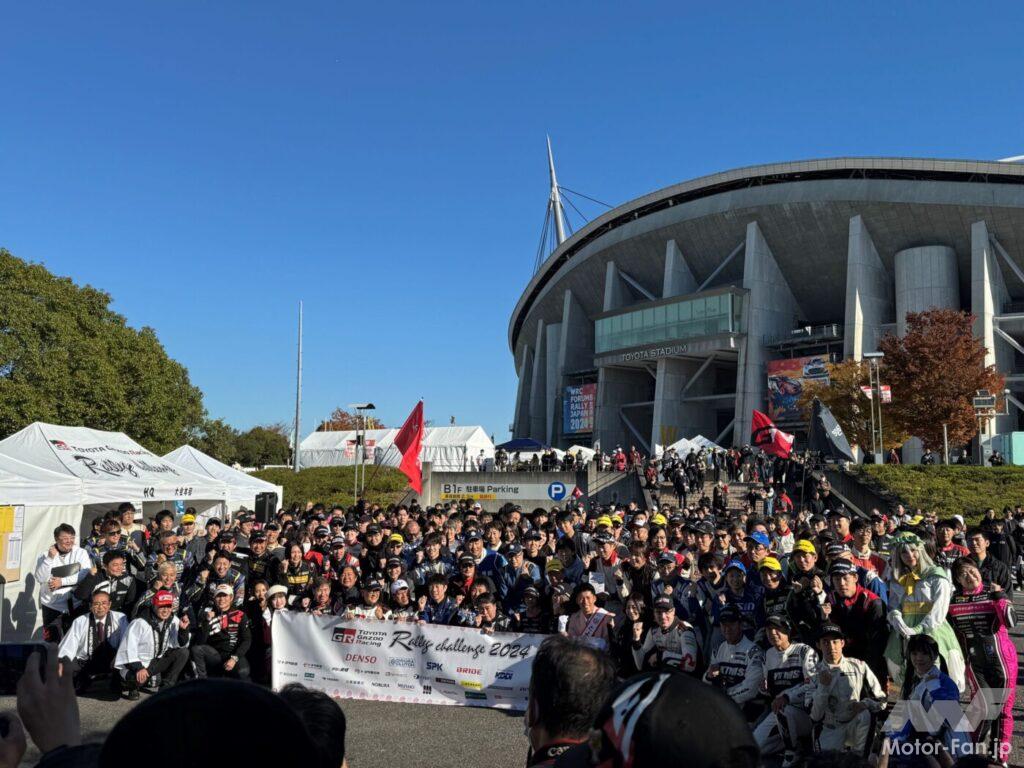 集合写真の撮影中