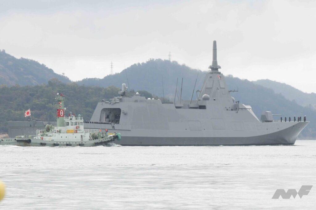 危険な機雷捜索に活躍する水中無人機「OZZ-5」の画像を海上自衛隊が