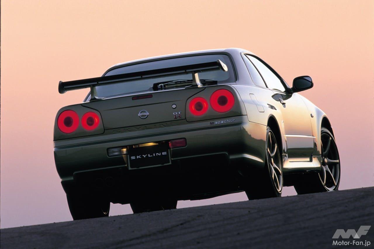 日産「R34型スカイラインGT-R Mスペックニュル」のリアビュー