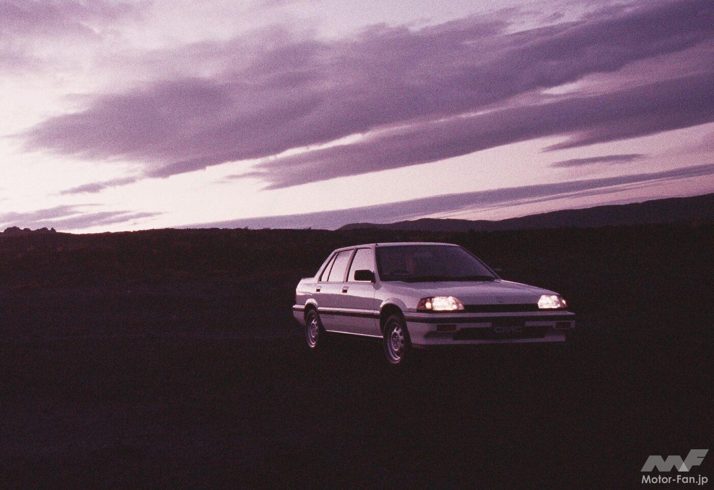 ホンダ「シビック4ドアSi」