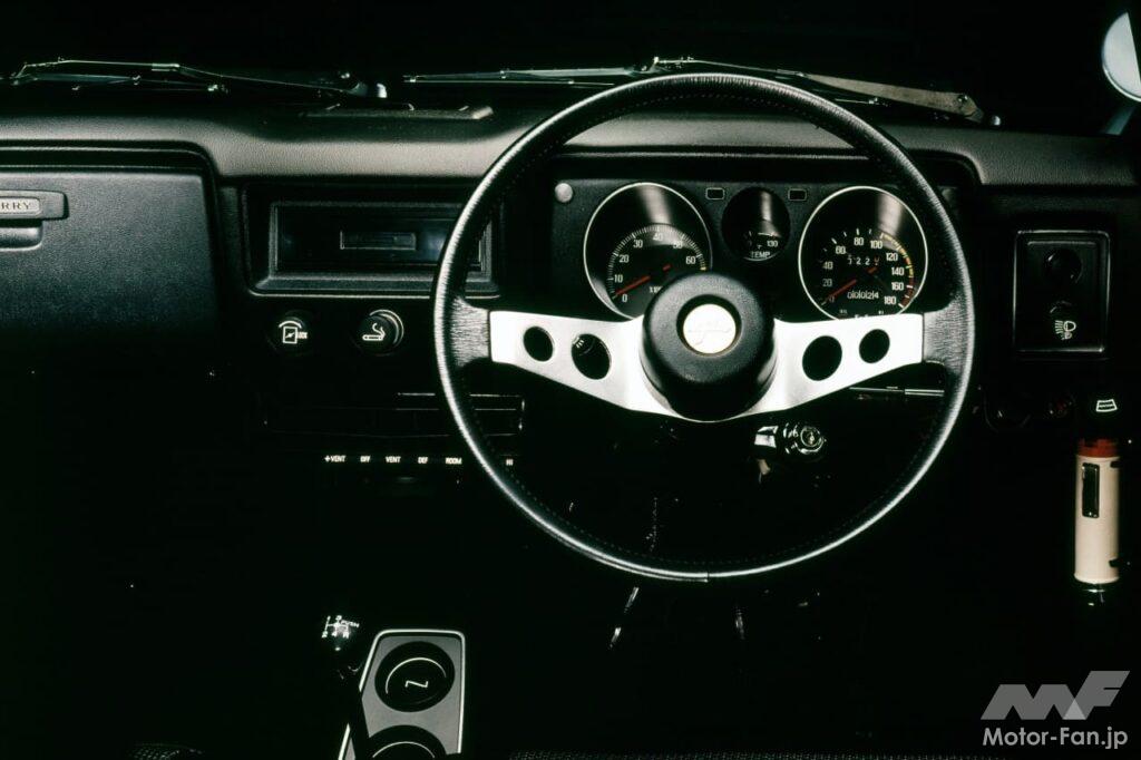 日産「チェリークーペX-1R」のコクピット