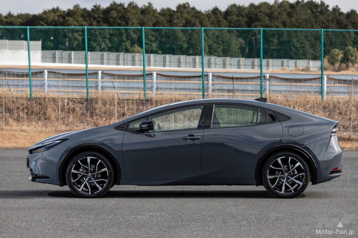 トヨタ プリウス