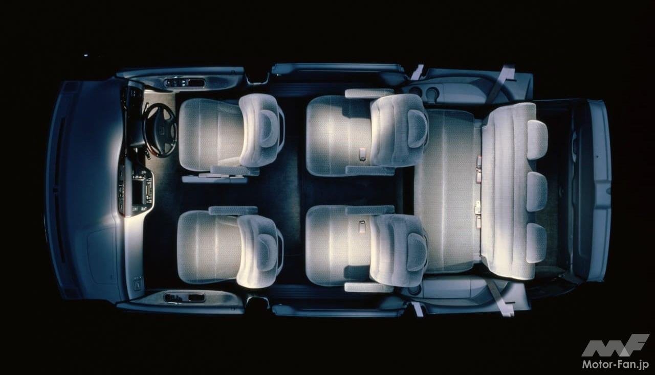 「ラグレイト」の広い室内