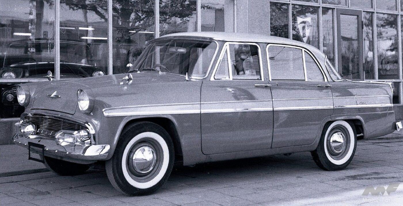 プリンス初代スカイライン デラックス