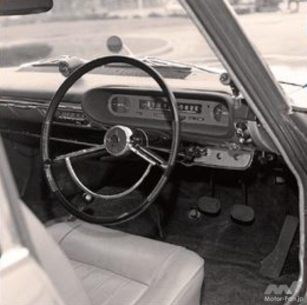 「クラウン・エイト」のコクピット