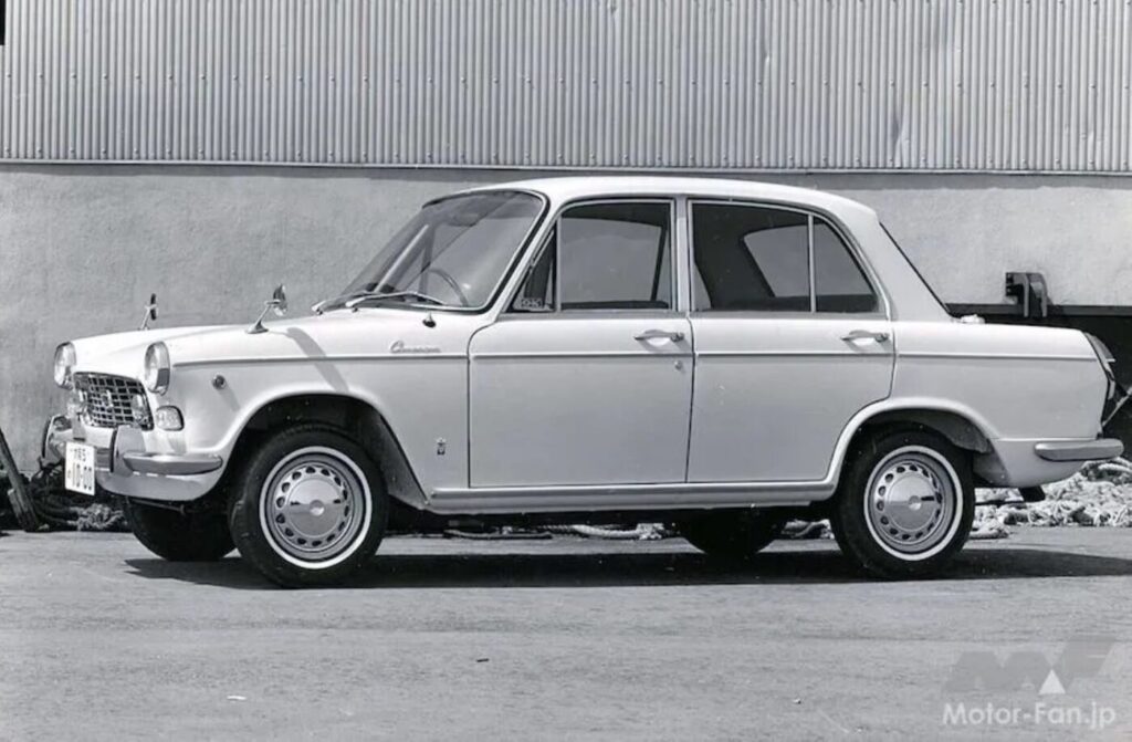 ダイハツ「コンパーノ ベルリーナ 4ドア」