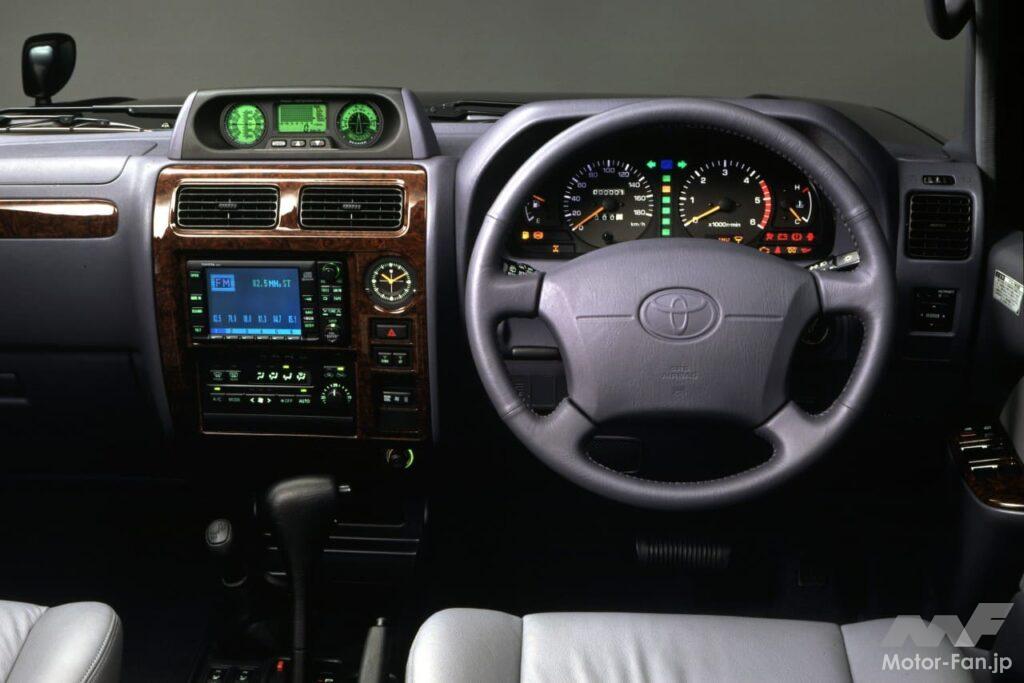 2代目「ランドクルーザー・プラド」のコクピット