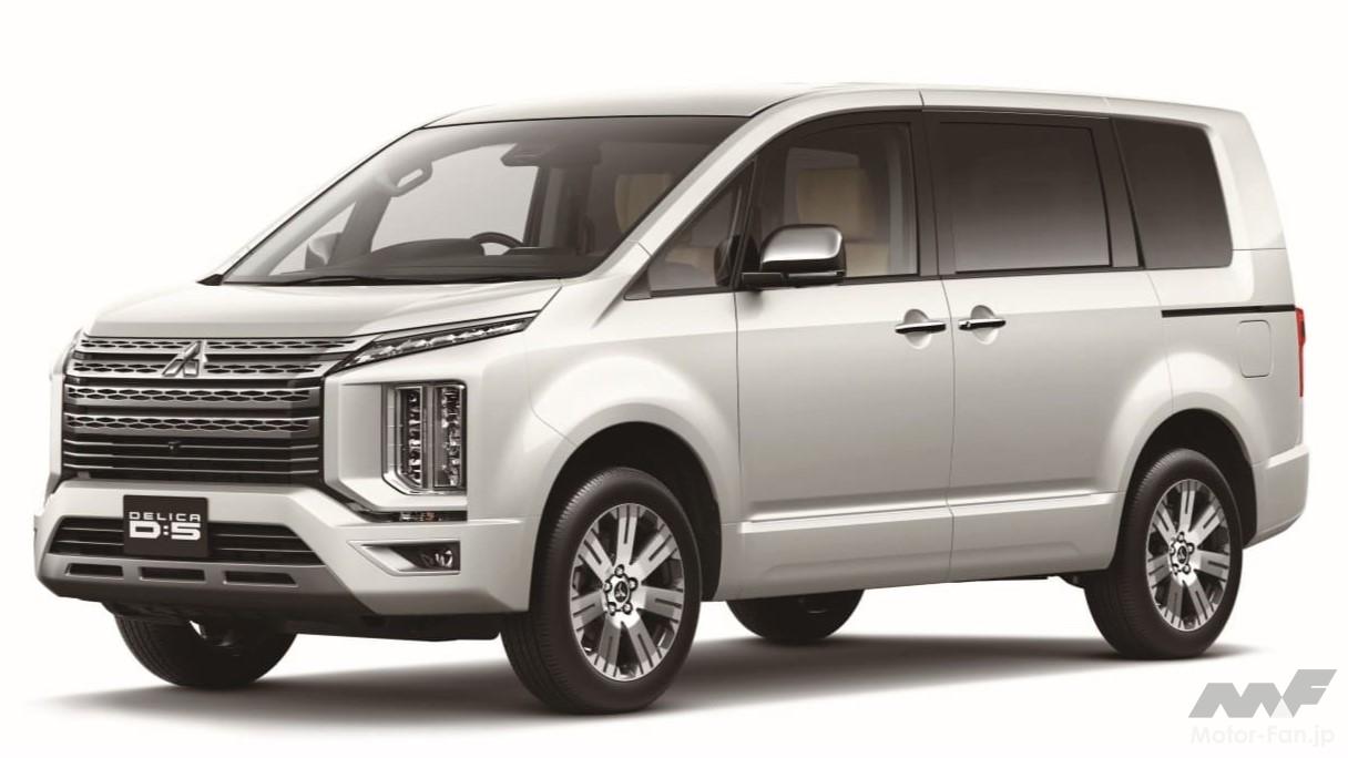 2019年フロントフェイスがダイナミックシールドに変更された「デリカD：5」