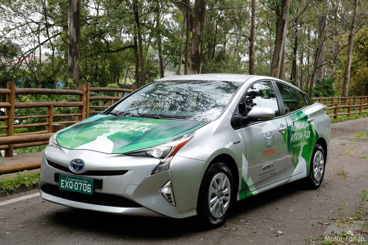 トヨタ「カローラFlex」