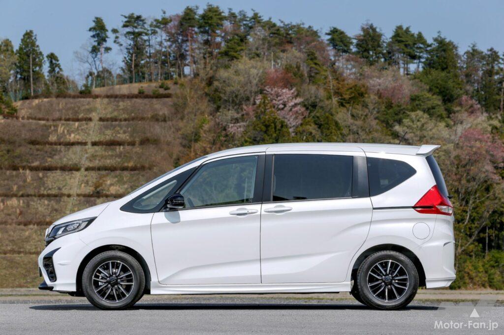 「フリード・モデューロX」