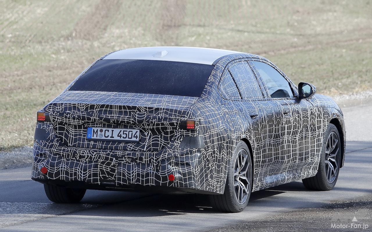 BMW「5シリーズ」史上最大のデザイン変更…衝撃の新型デザインを