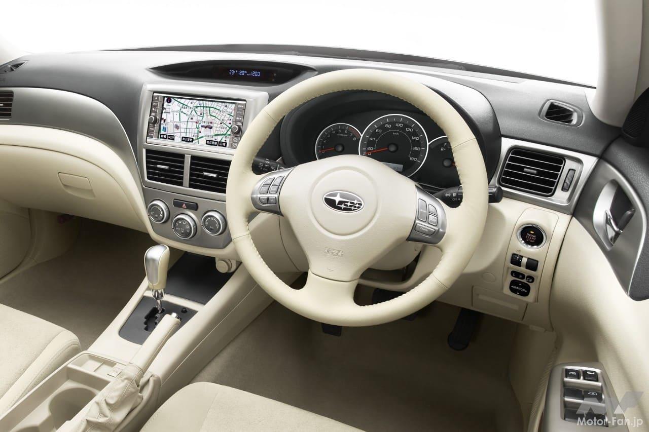 3代目「インプレッサ・ハッチバック」のコクピット