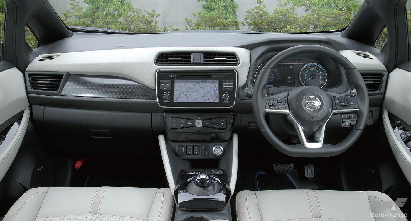 2代目リーフのコクピット