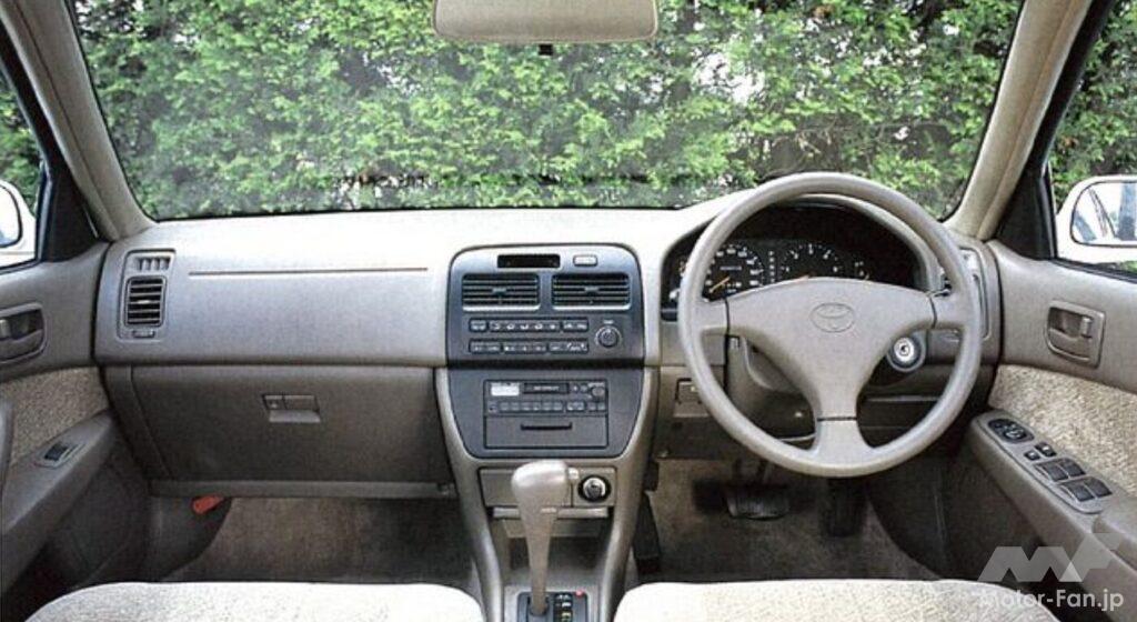 5代目「カムリ」のコクピット