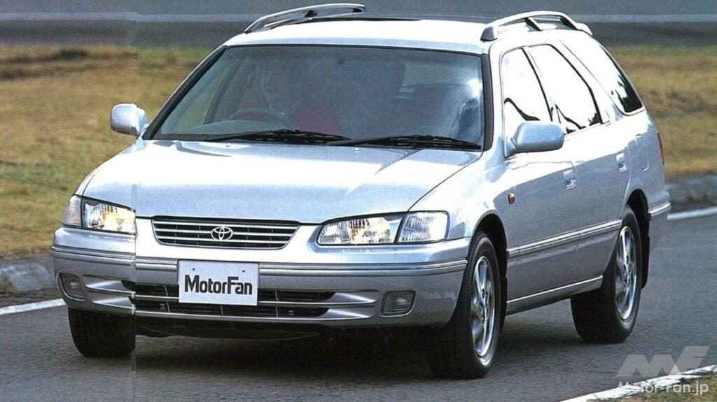 1996年に登場した6代目カムリ・グラシア ステーションワゴン