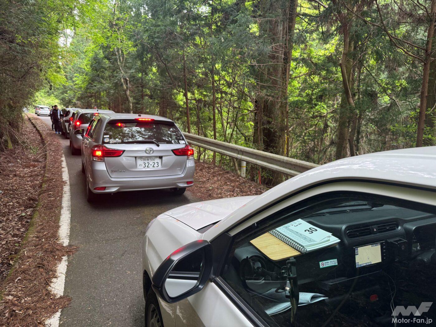 レッキ前の写真。こんな道です