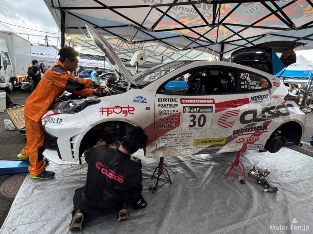 メカニックさんの整備中