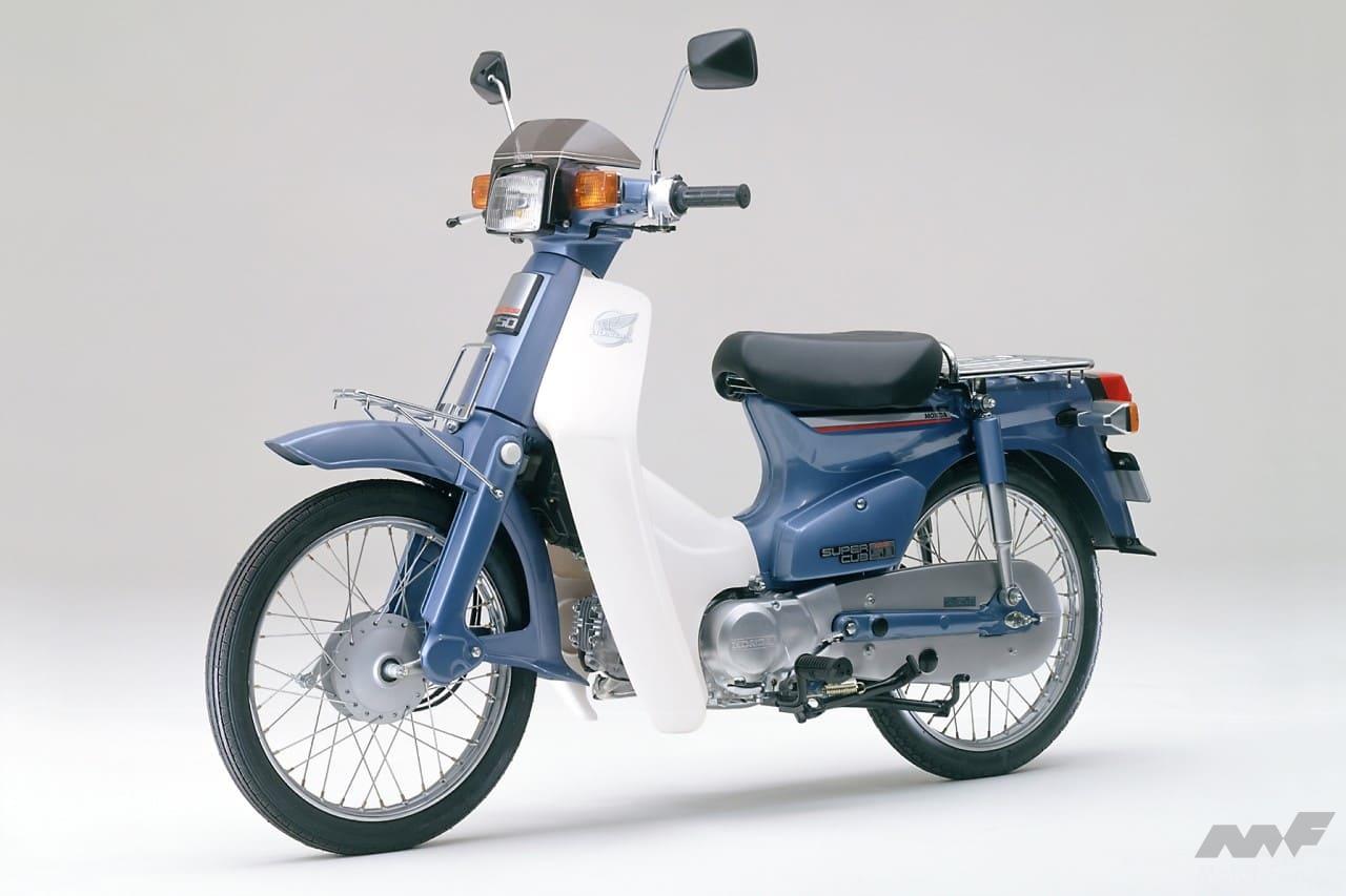 1983年にデビューした「スーパーカブ50スーパーカスタム」