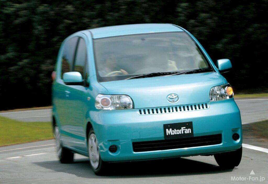 トヨタ「ポルテ」