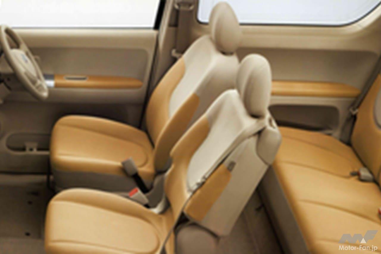 トヨタ「ポルテ」