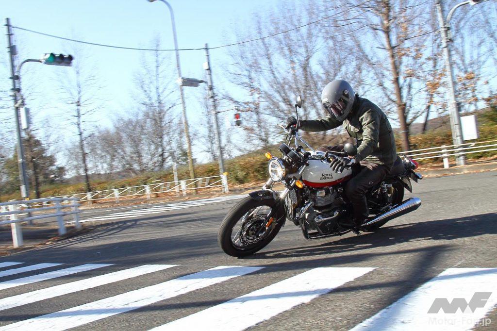 ロイヤルエンフィールドINT650