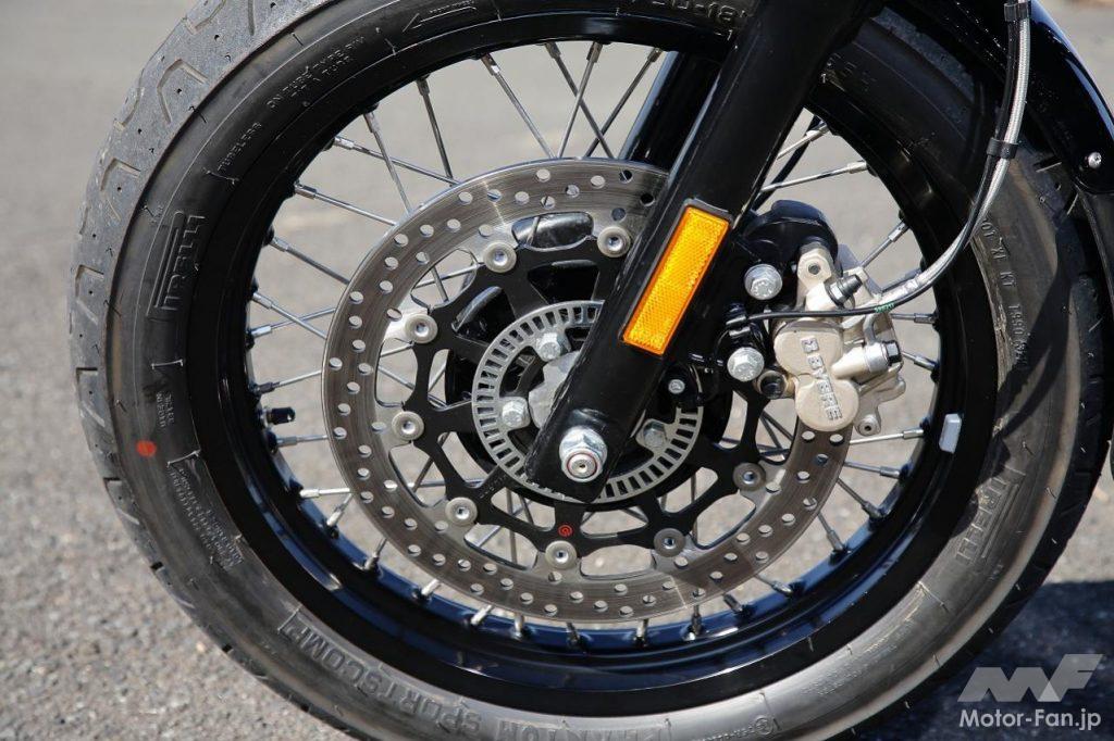 ロイヤルエンフィールドINT650