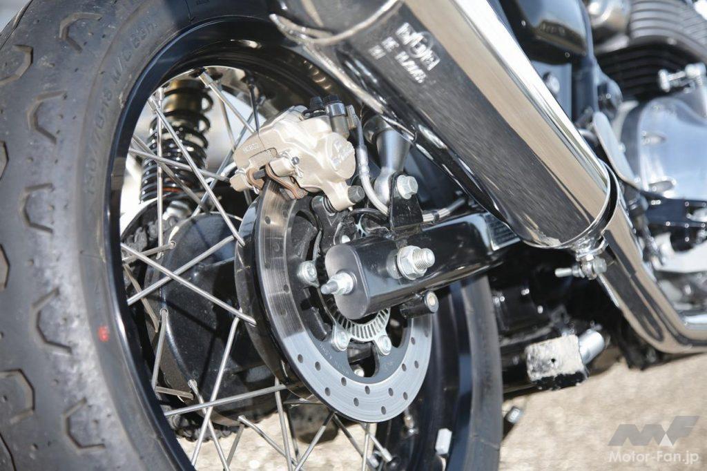 ロイヤルエンフィールドINT650