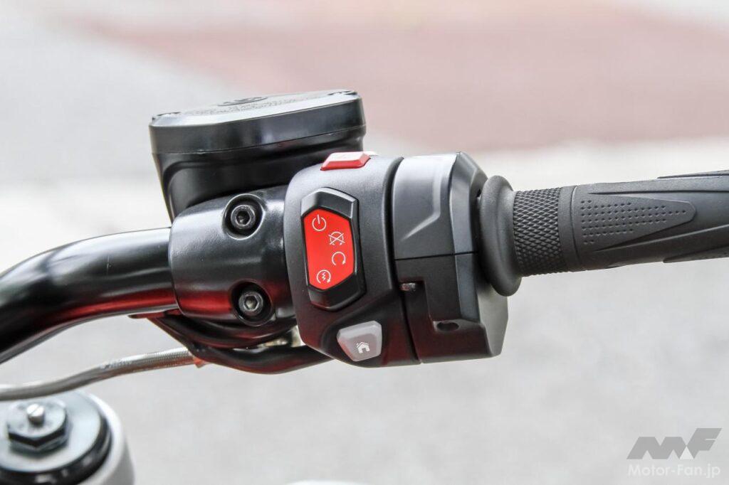 トライアンフ・ロケット3R