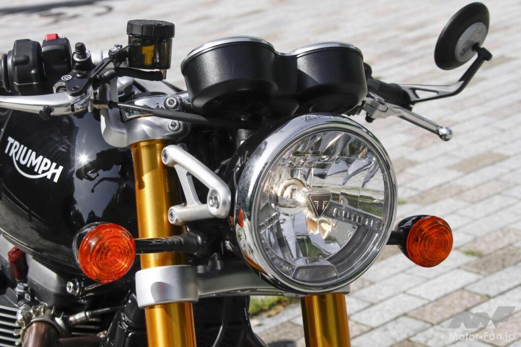 トライアンフ・ラクストン1200RS