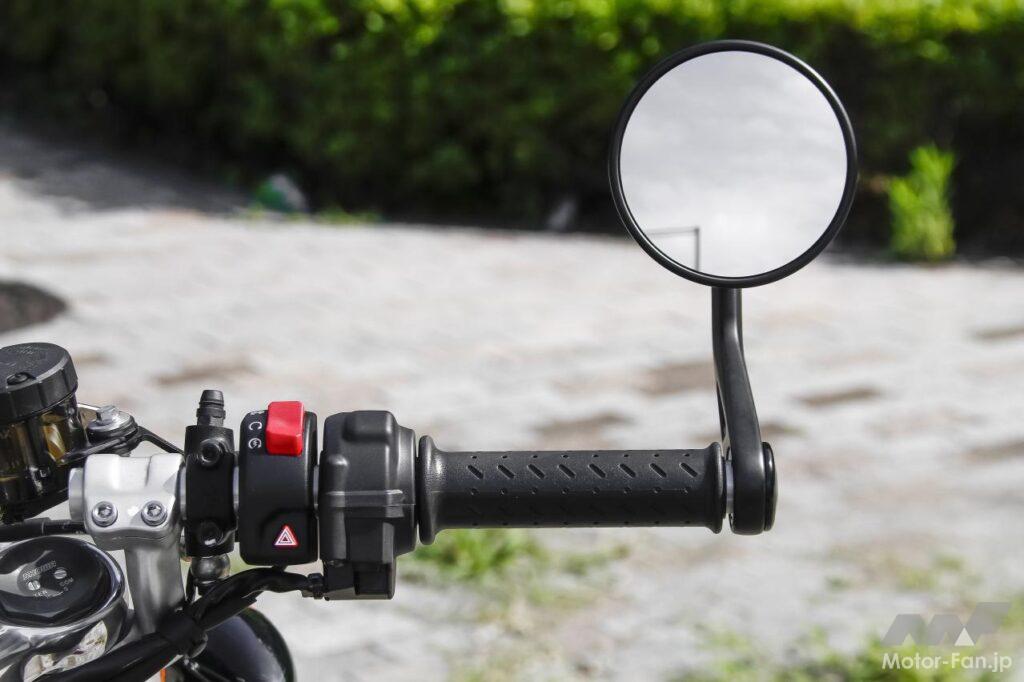 トライアンフ・ラクストン1200RS