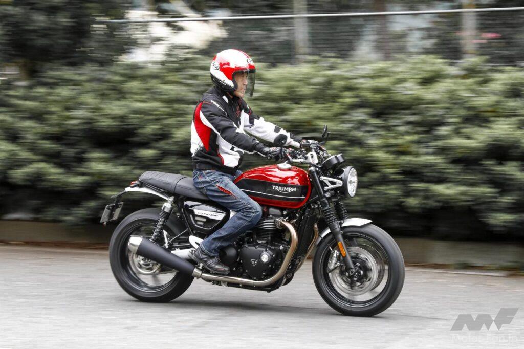 トライアンフ・スピードツイン1200