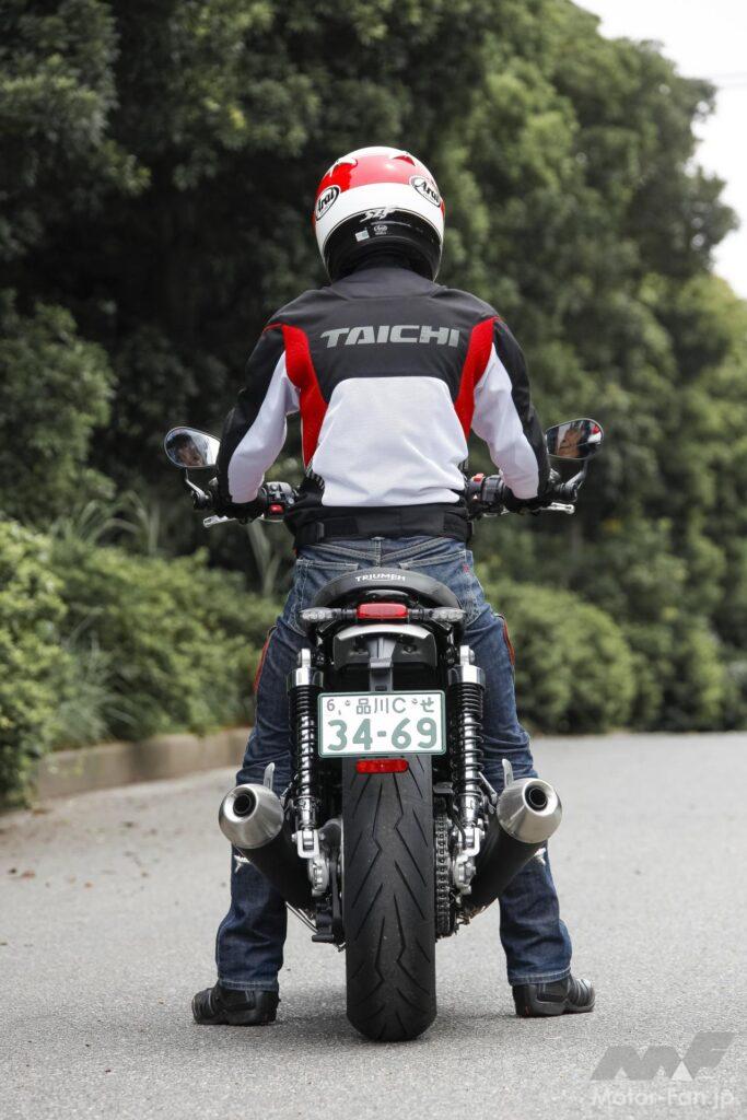 トライアンフ・スピードツイン1200