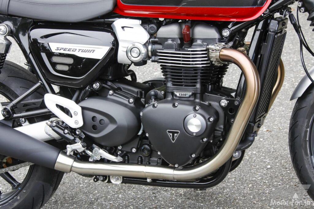 トライアンフ・スピードツイン1200