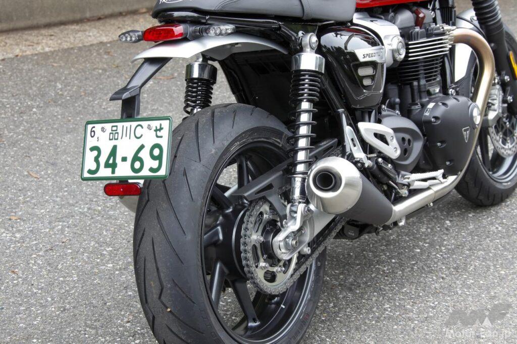 トライアンフ・スピードツイン1200