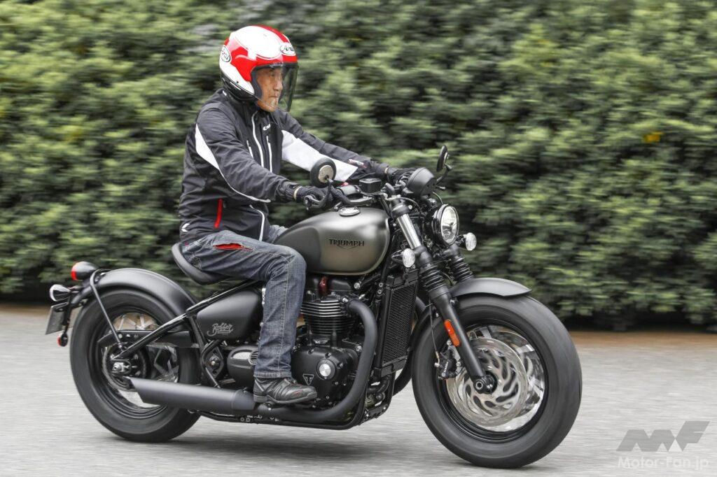 トライアンフ・ボンネビルボバー ブラック