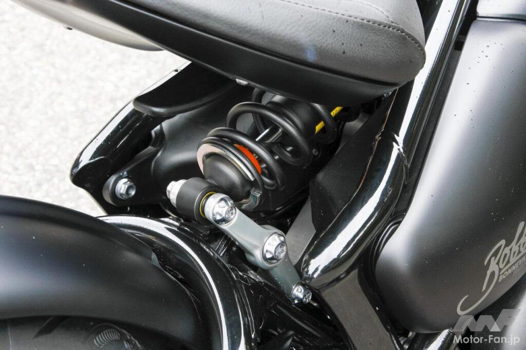 トライアンフ・ボンネビルボバー ブラック