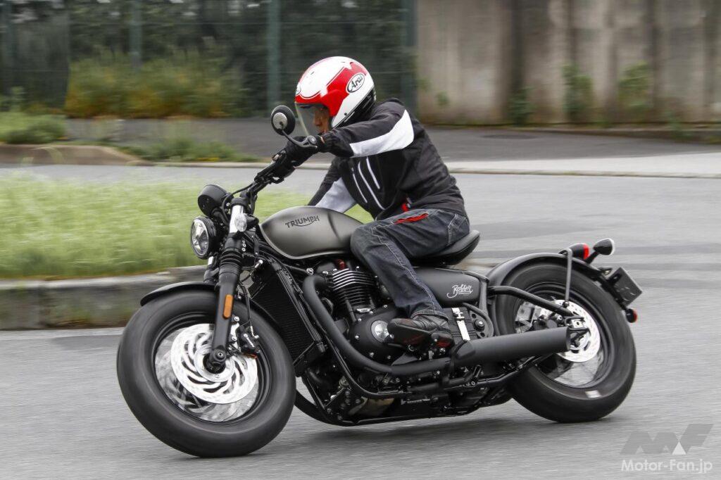 トライアンフ・ボンネビルボバー ブラック