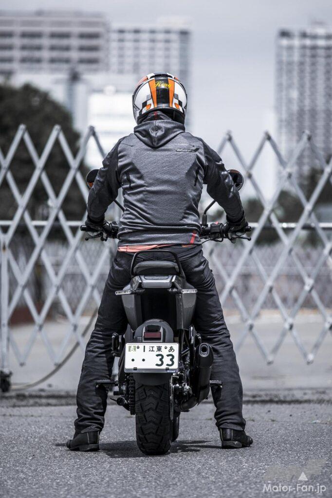 ハスクバーナSVARTPILEN 250