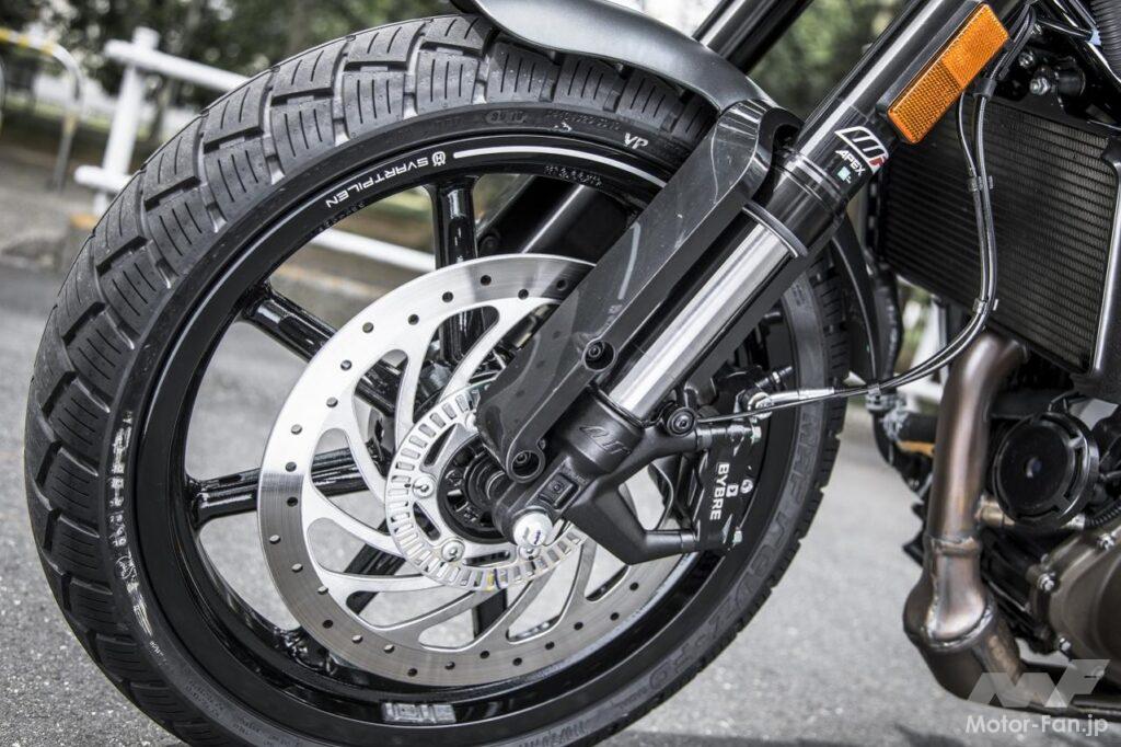 ハスクバーナSVARTPILEN 250