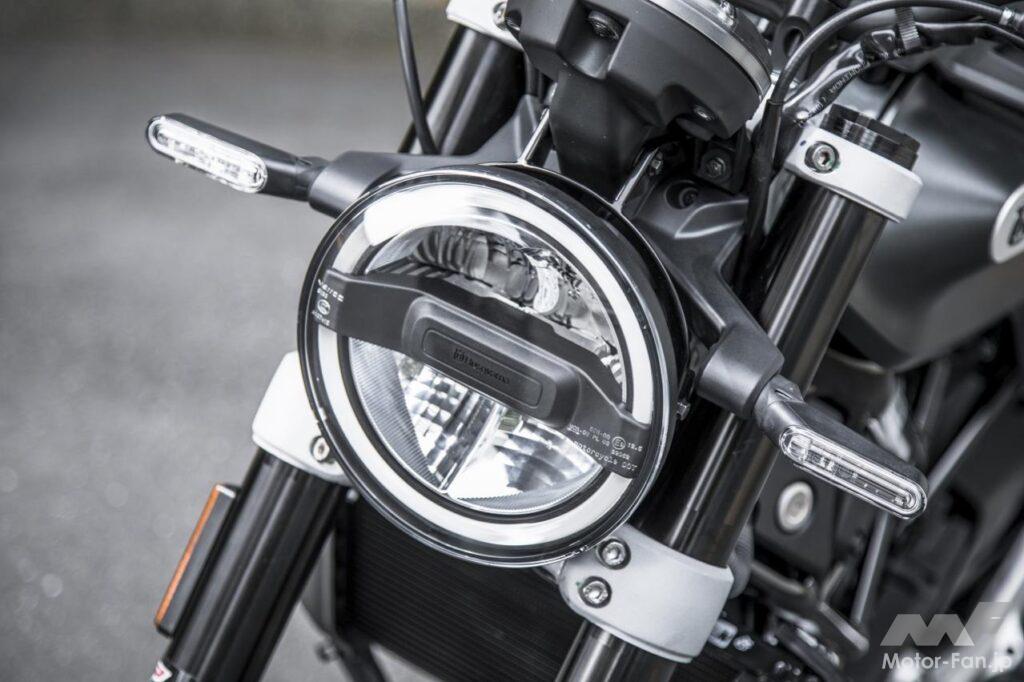ハスクバーナSVARTPILEN 250