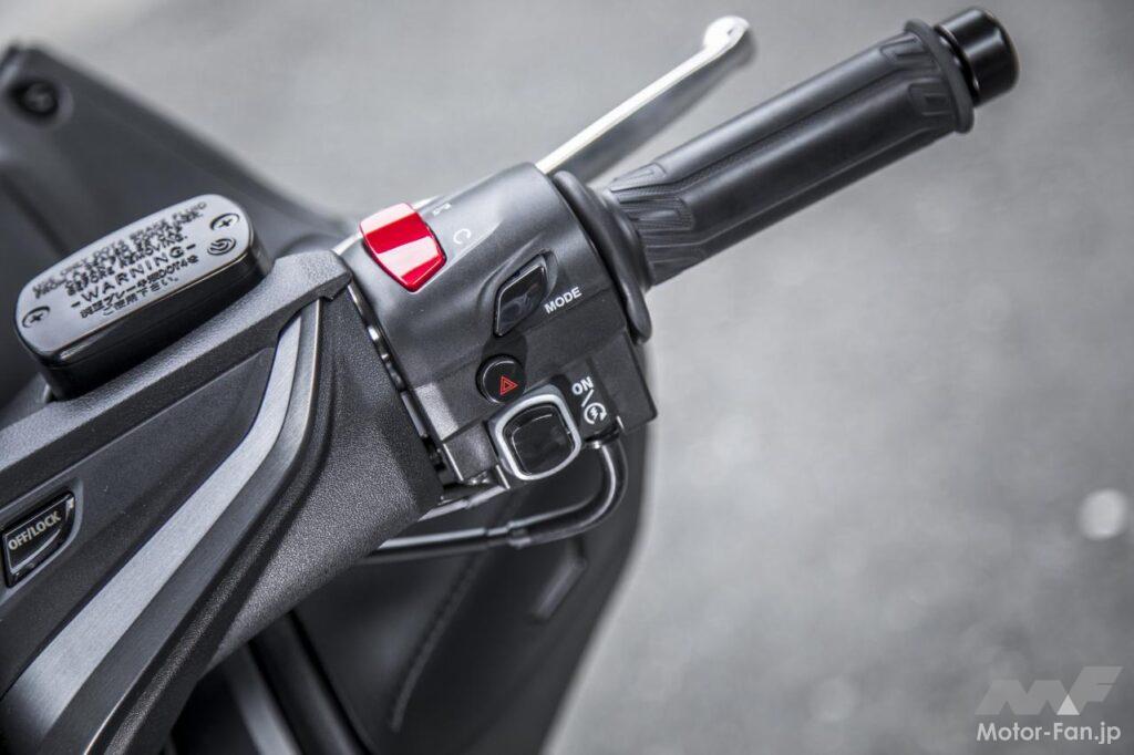 ヤマハ・TMAX 560 TECH MAX