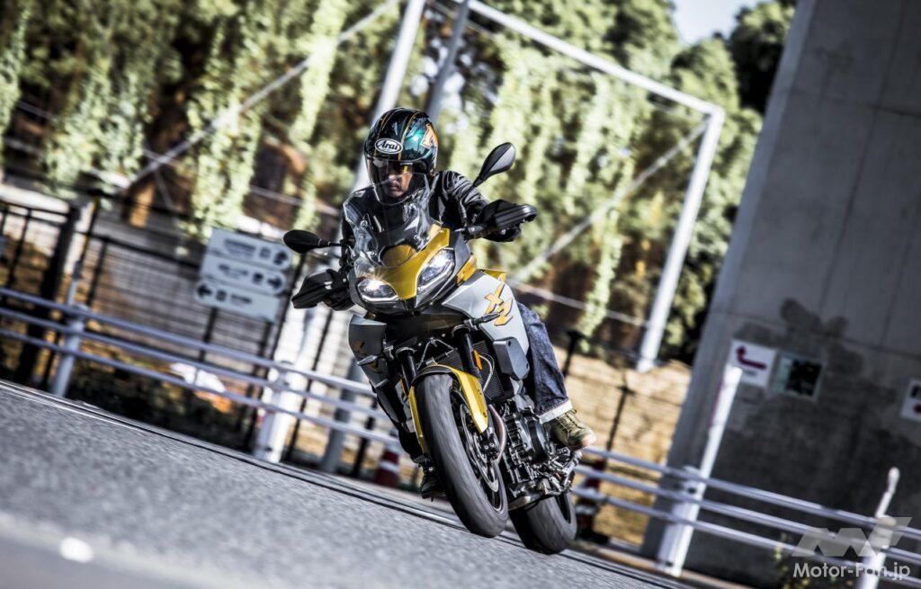 BMW F900XR