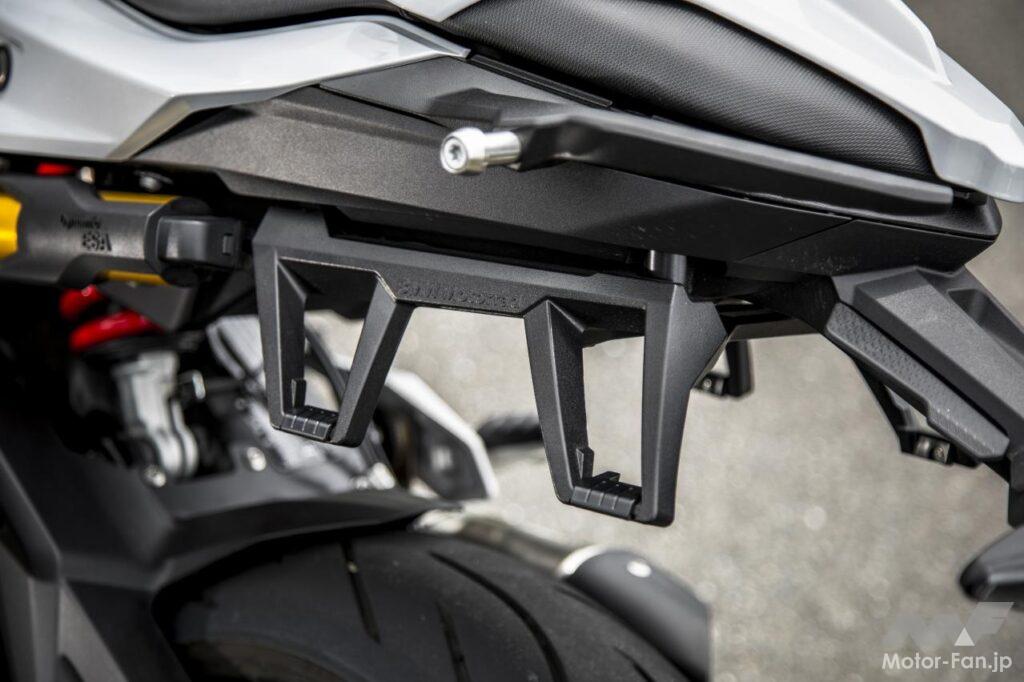 BMW F900R